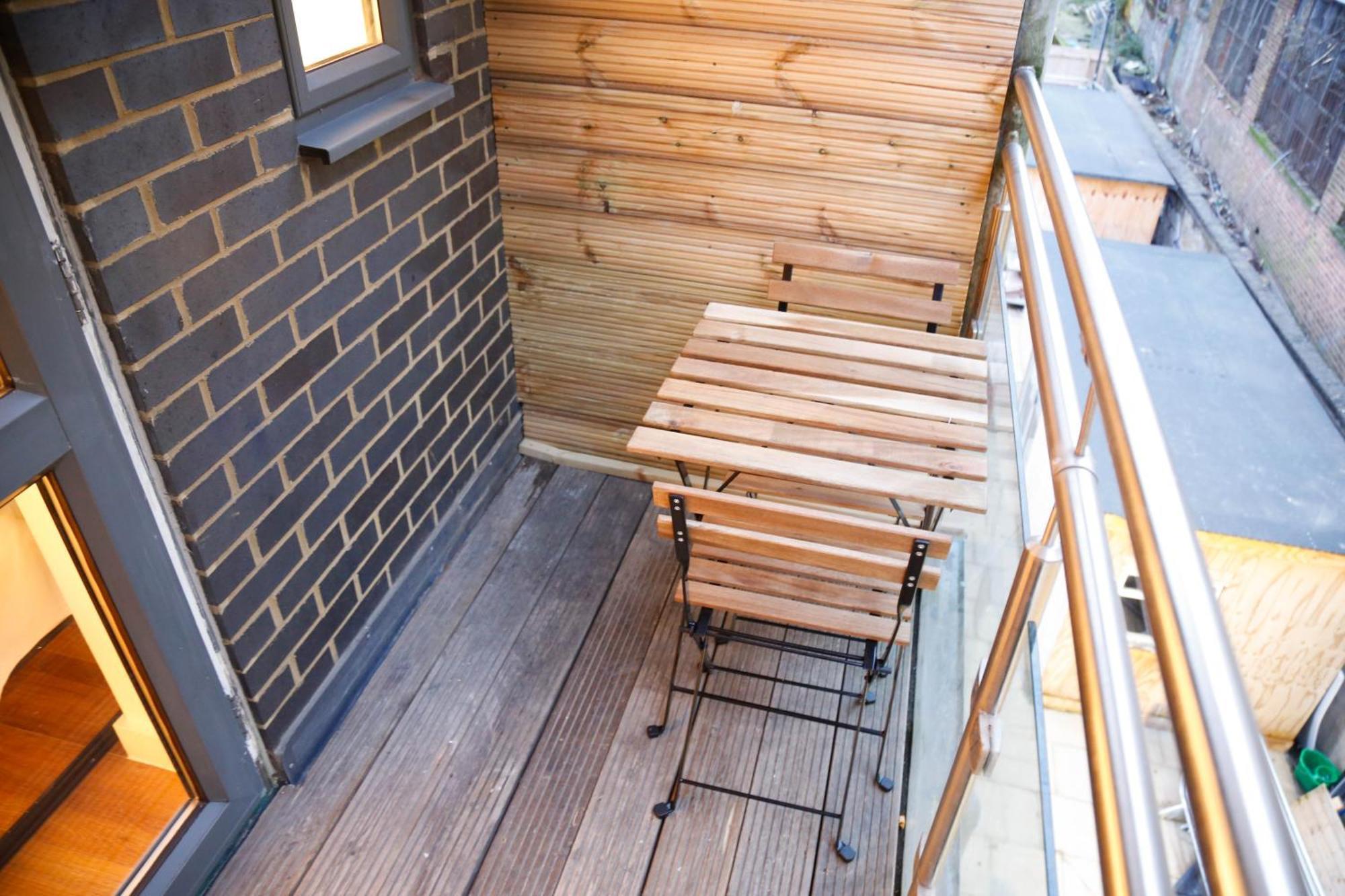 New Luxury Rooms In The Heart Of London Next To Shops, Cafes, Bars & Metro With Shared Bathrooms Londres Exterior foto