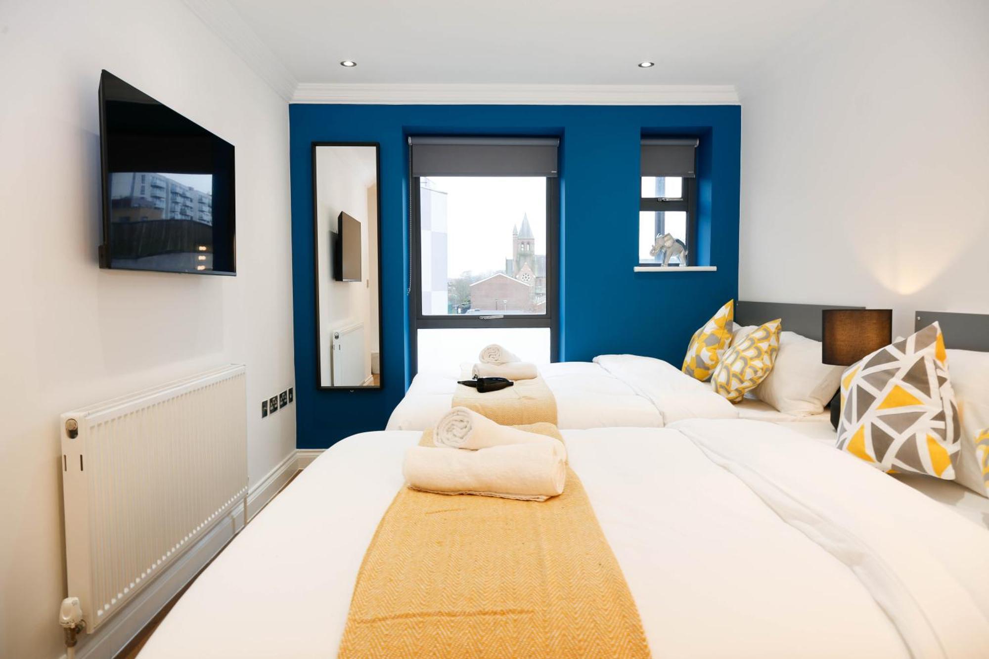 New Luxury Rooms In The Heart Of London Next To Shops, Cafes, Bars & Metro With Shared Bathrooms Londres Exterior foto