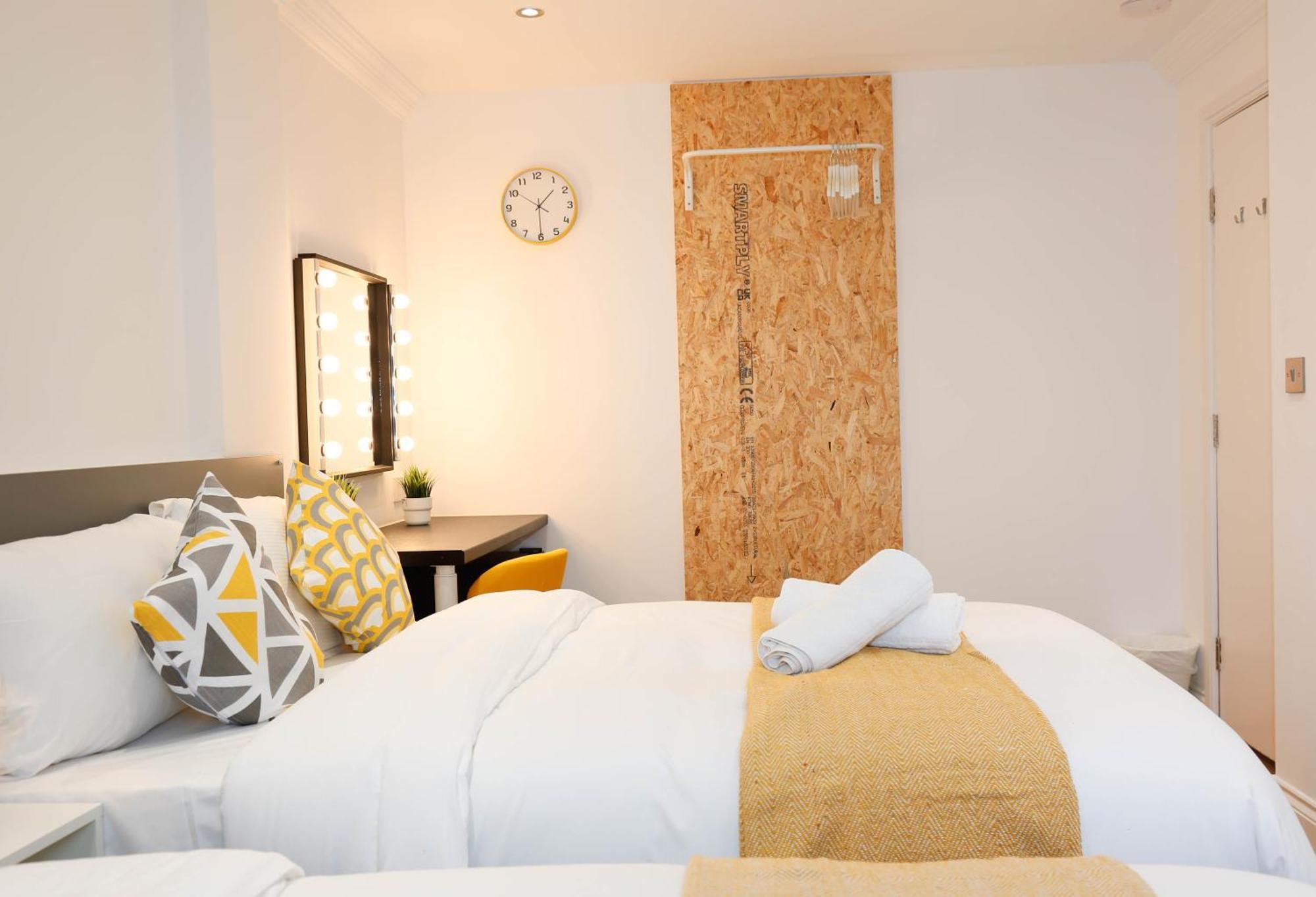 New Luxury Rooms In The Heart Of London Next To Shops, Cafes, Bars & Metro With Shared Bathrooms Londres Exterior foto