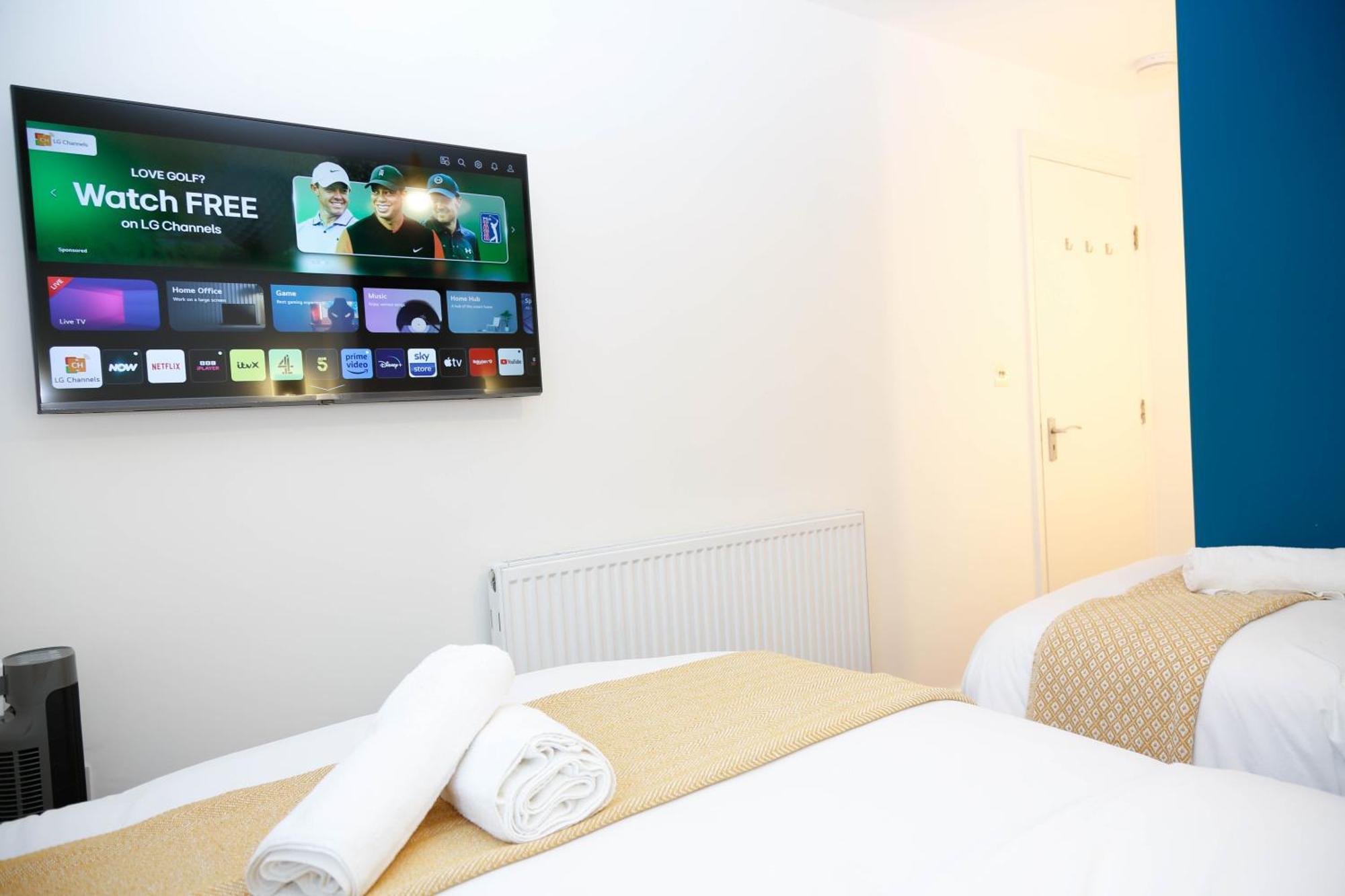 New Luxury Rooms In The Heart Of London Next To Shops, Cafes, Bars & Metro With Shared Bathrooms Londres Exterior foto