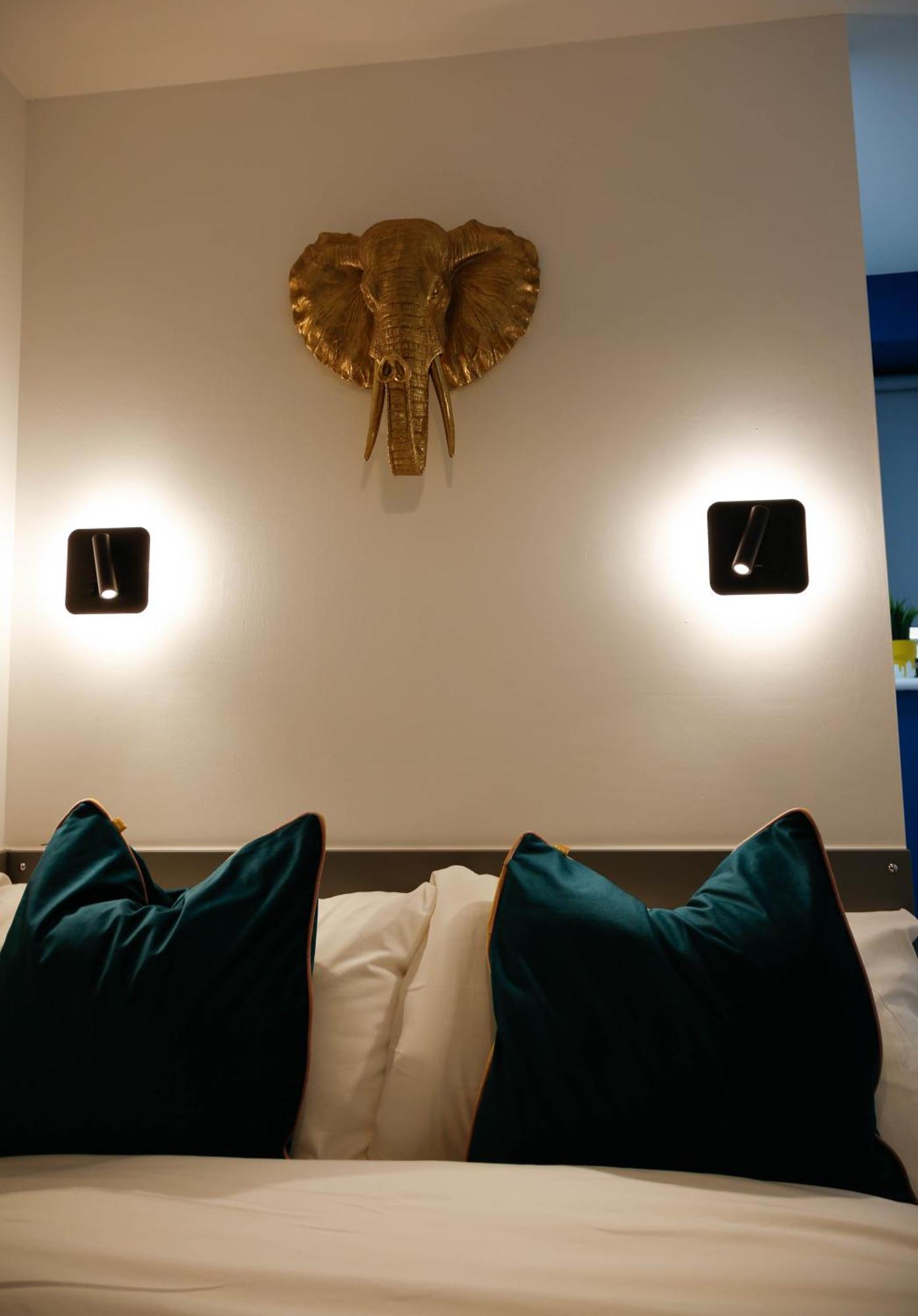 New Luxury Rooms In The Heart Of London Next To Shops, Cafes, Bars & Metro With Shared Bathrooms Londres Exterior foto