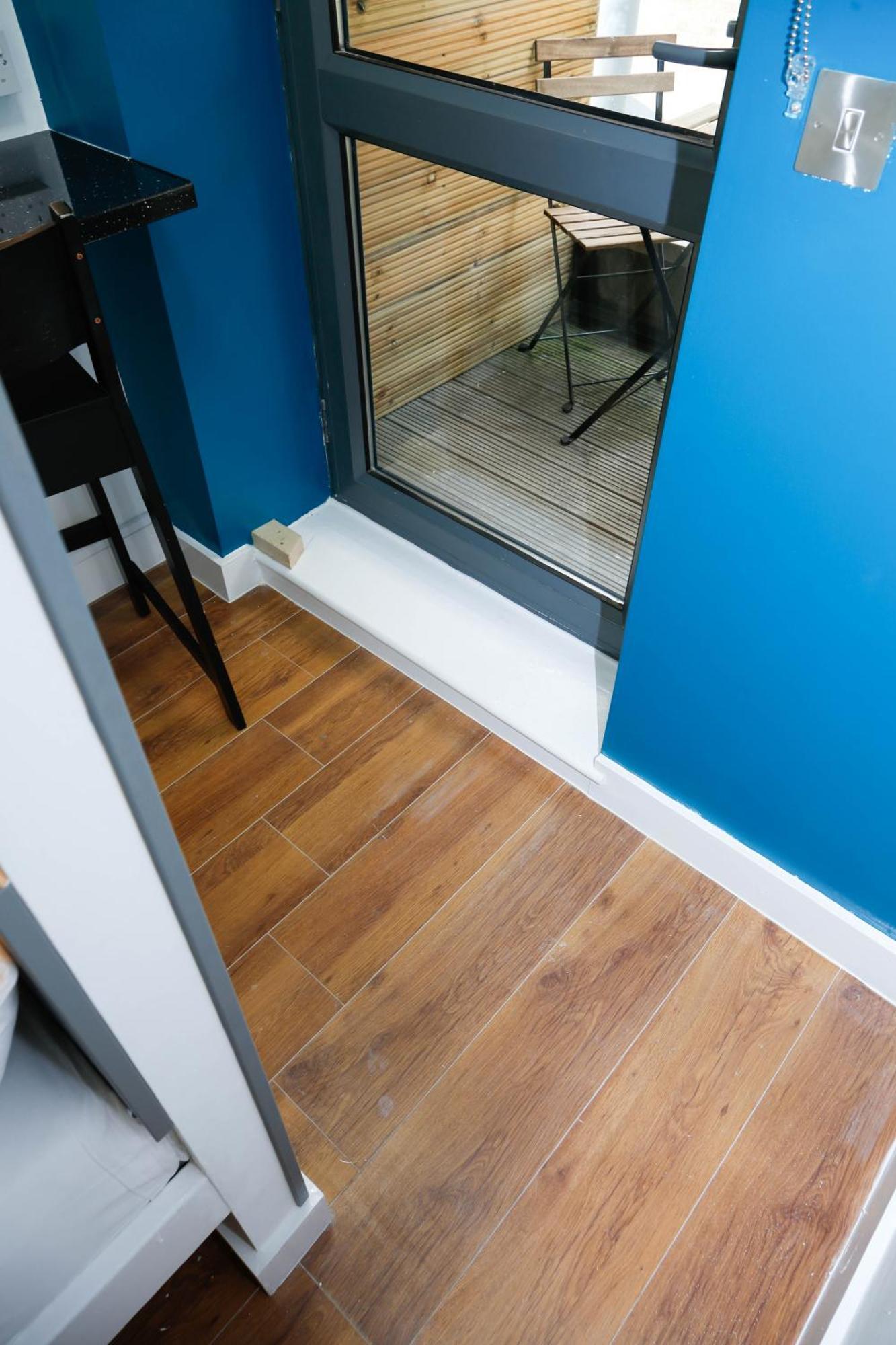 New Luxury Rooms In The Heart Of London Next To Shops, Cafes, Bars & Metro With Shared Bathrooms Londres Exterior foto