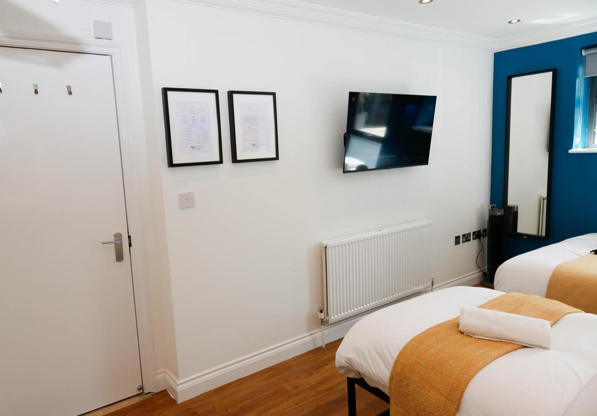 New Luxury Rooms In The Heart Of London Next To Shops, Cafes, Bars & Metro With Shared Bathrooms Londres Exterior foto