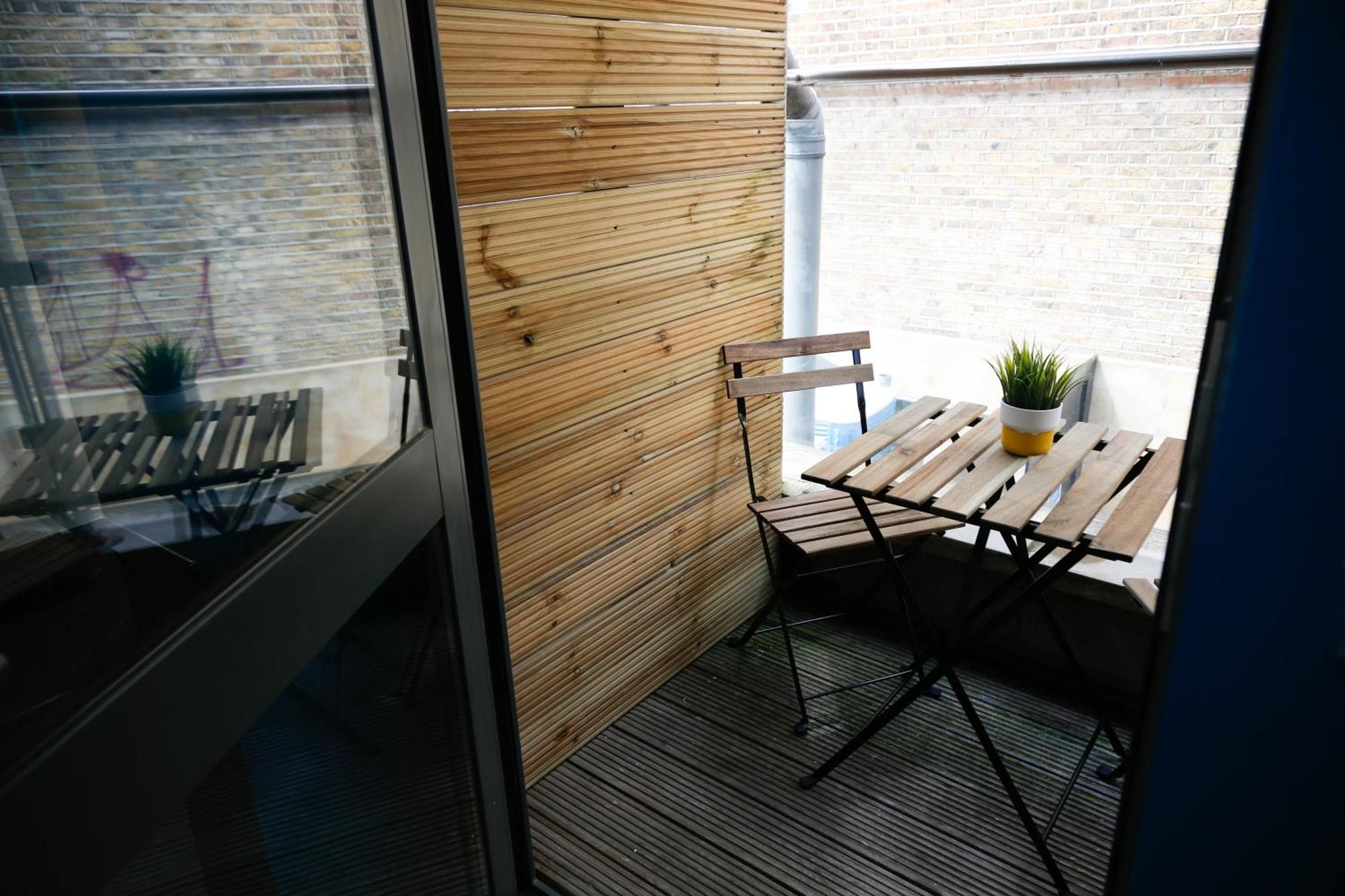 New Luxury Rooms In The Heart Of London Next To Shops, Cafes, Bars & Metro With Shared Bathrooms Londres Exterior foto