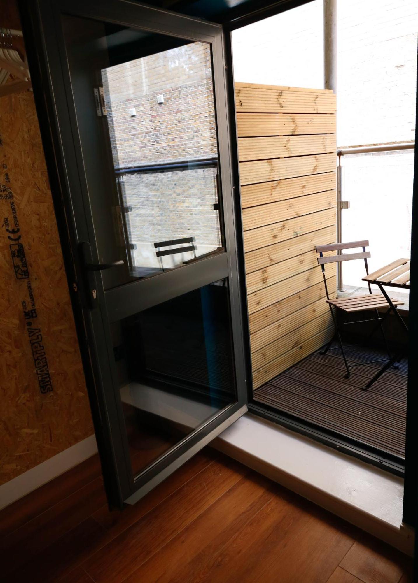 New Luxury Rooms In The Heart Of London Next To Shops, Cafes, Bars & Metro With Shared Bathrooms Londres Exterior foto